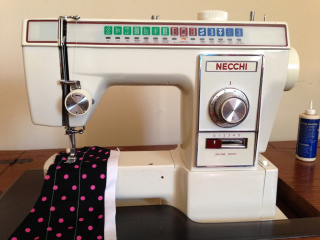 neechi_549_sewing_machine